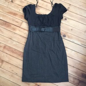 Cute & form fitting dress